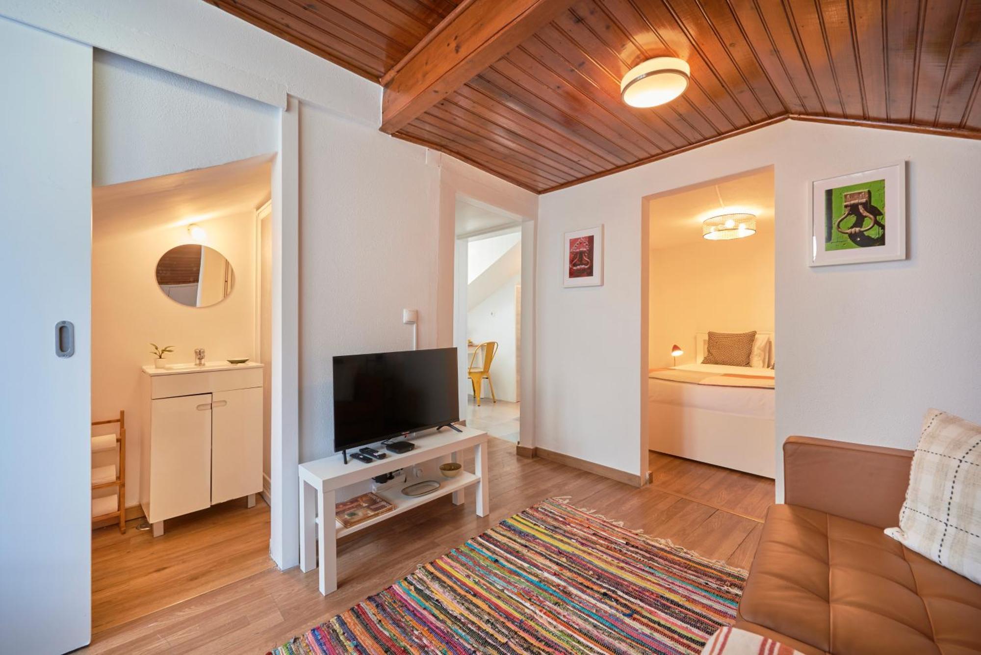 Bairro Alto Nightlife Hub, By Timecooler Apartament *